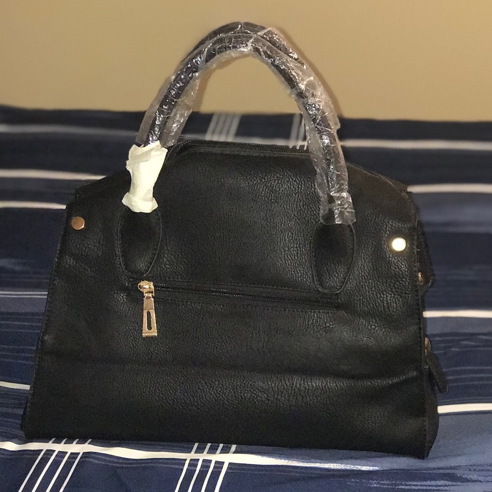 Michael Kors Handbag & Wallet - Picture 4 of 8